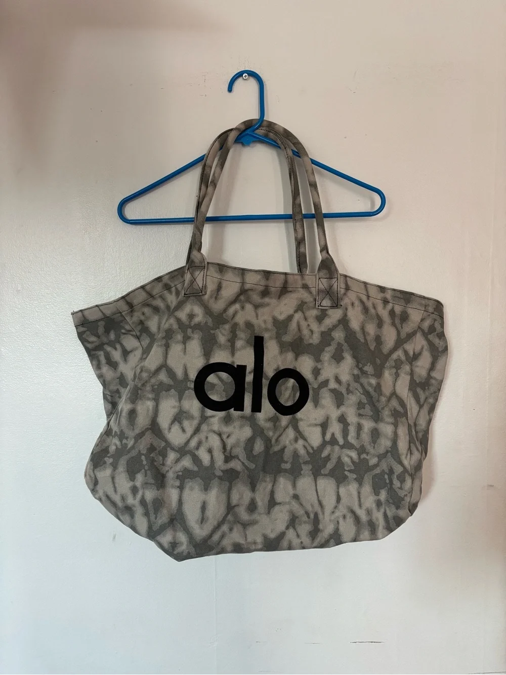 ALO Yoga Gray Tie-Dye Canvas Tote